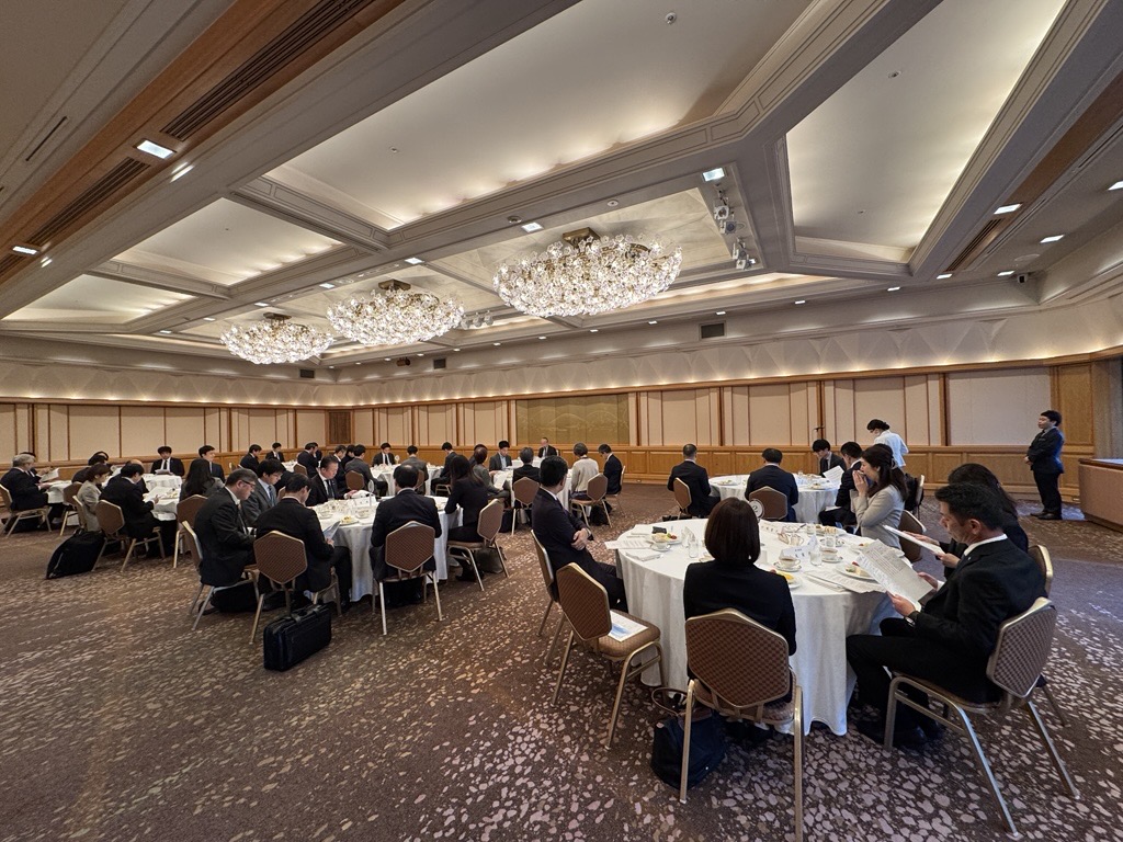 「第９期官民交流・政策研究会」を開始しました